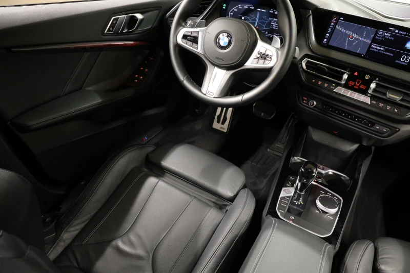 BMW 135 M135i xDrive Sportautomatic M sport Paket, снимка 8 - Автомобили и джипове - 51586821