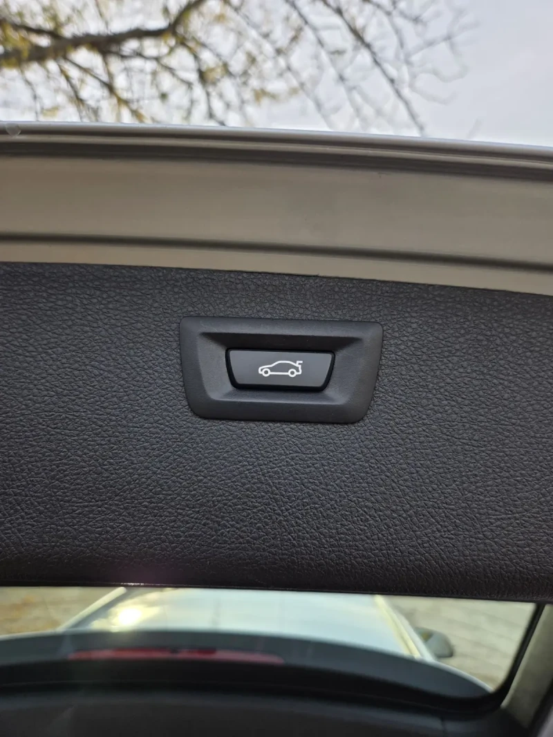 BMW 320 B47 КРАЙНА ЦЕНА!, снимка 14 - Автомобили и джипове - 52450035