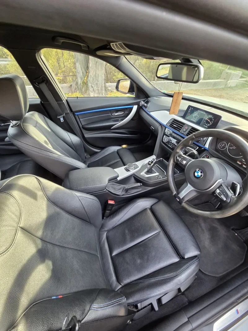 BMW 320 B47 КРАЙНА ЦЕНА!, снимка 10 - Автомобили и джипове - 52450035