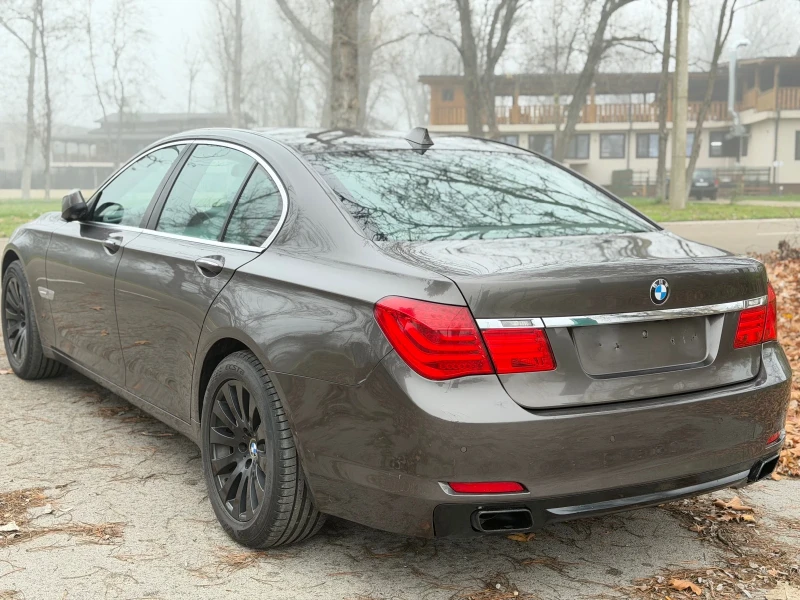 BMW 740, снимка 4 - Автомобили и джипове - 52878598