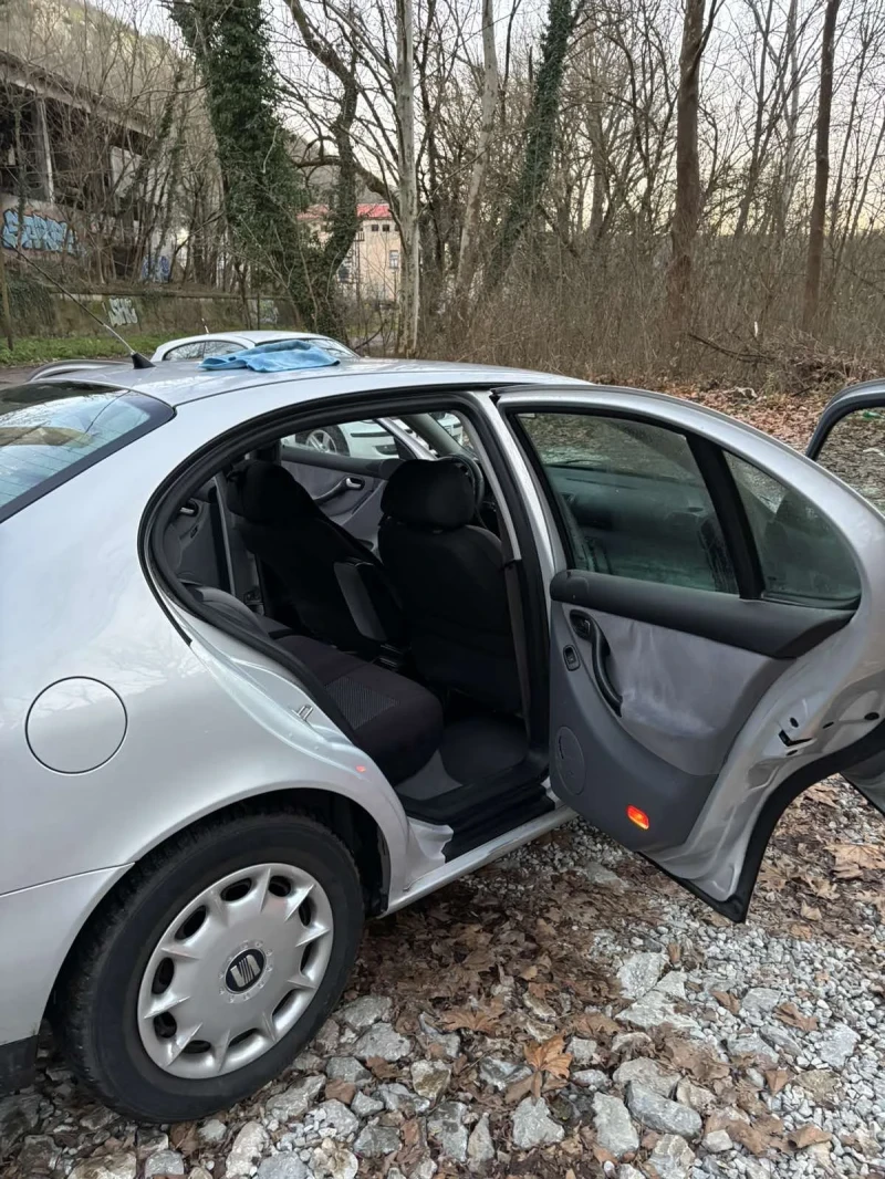 Seat Toledo, снимка 4 - Автомобили и джипове - 52914122