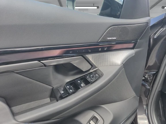 BMW 530 e = NEW = M-Sport �������� | Mobile.bg � ����������� 6