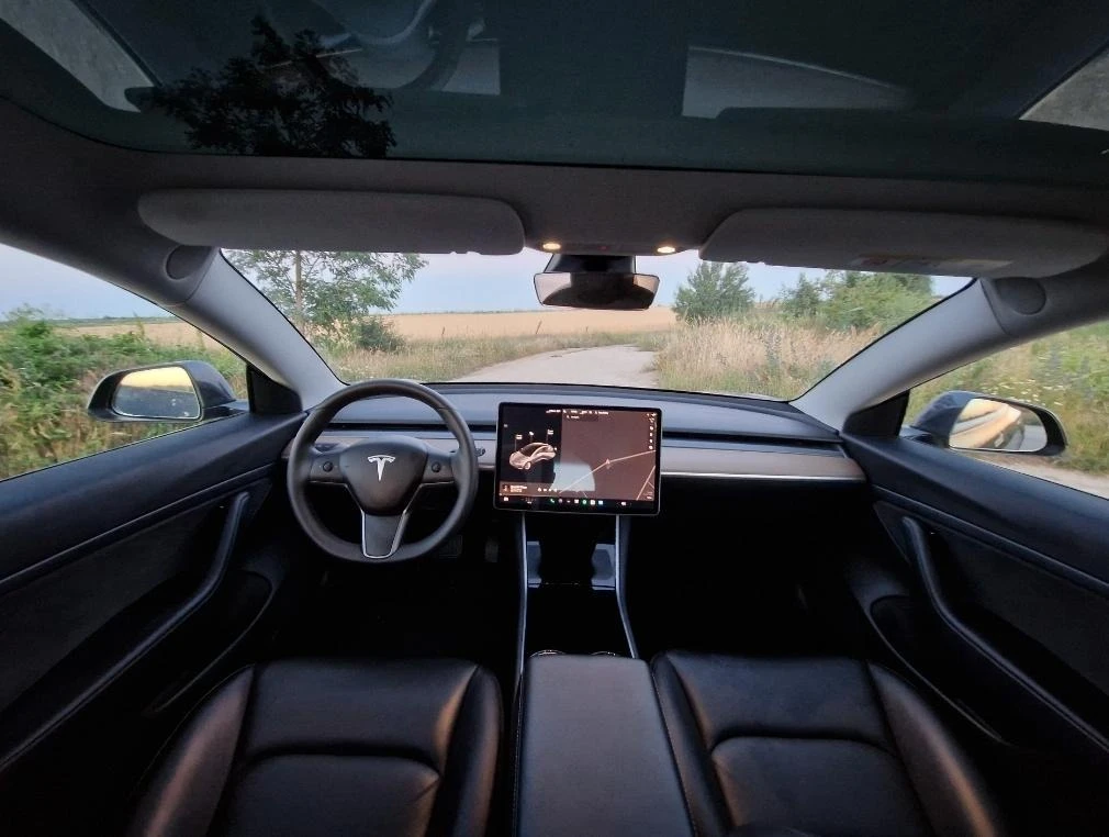 Tesla Model 3    | Mobile.bg   13