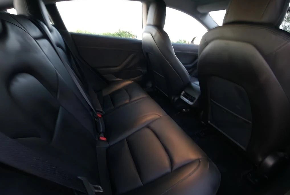 Tesla Model 3    | Mobile.bg   11