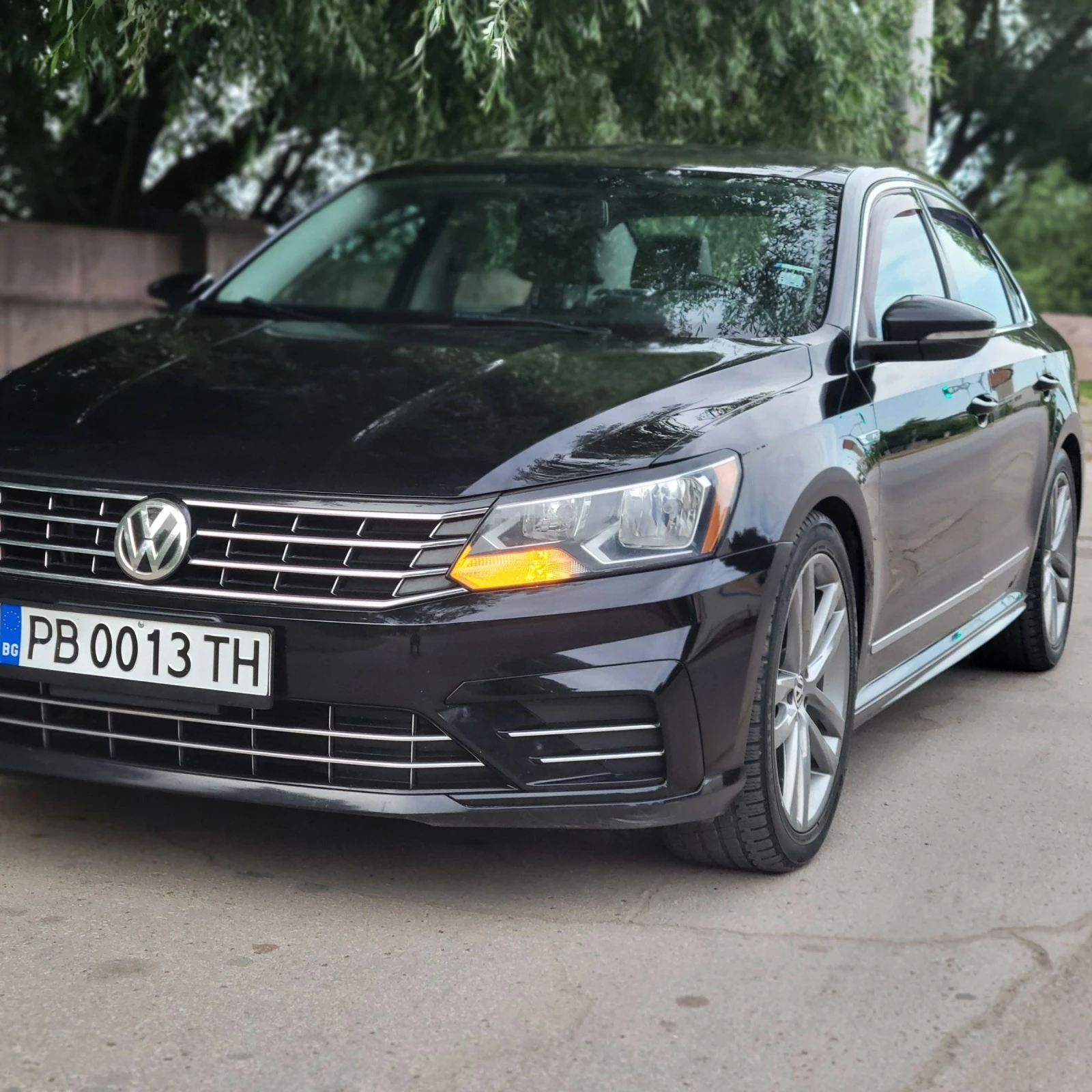 VW Passat R-line 1.8TSI - изображение 7