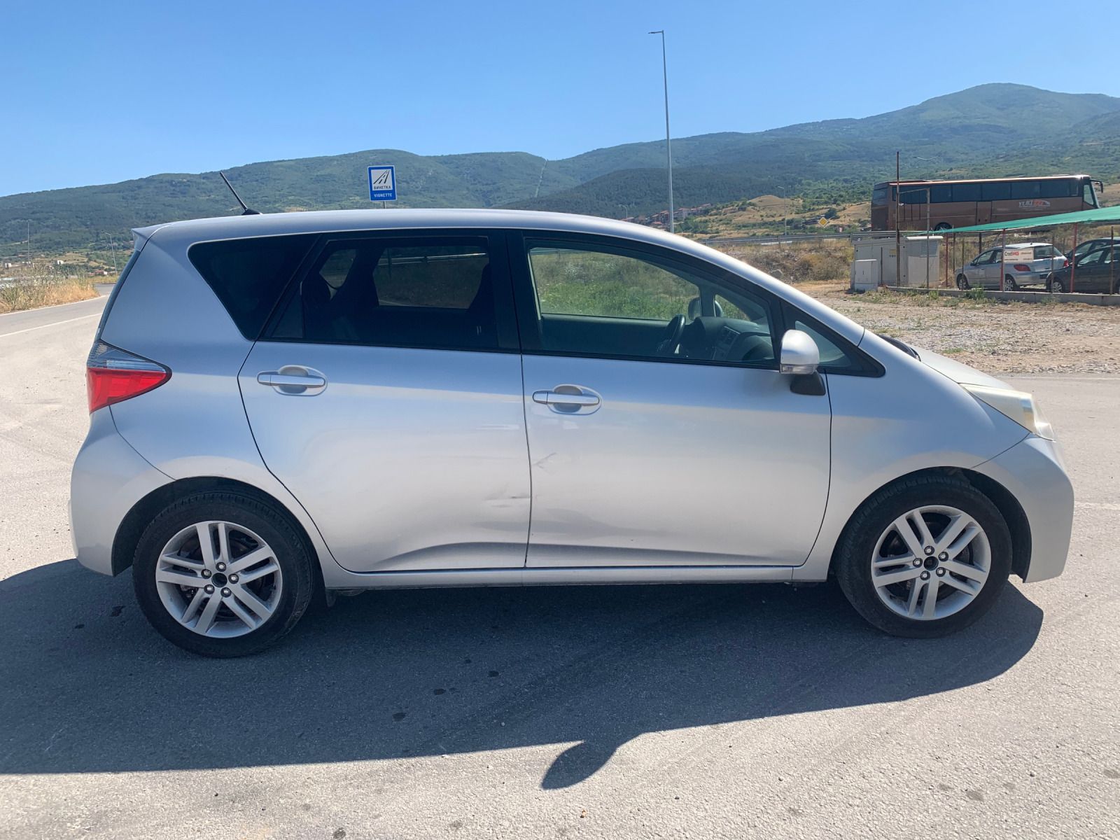 Toyota Verso S 1.4i - изображение 5