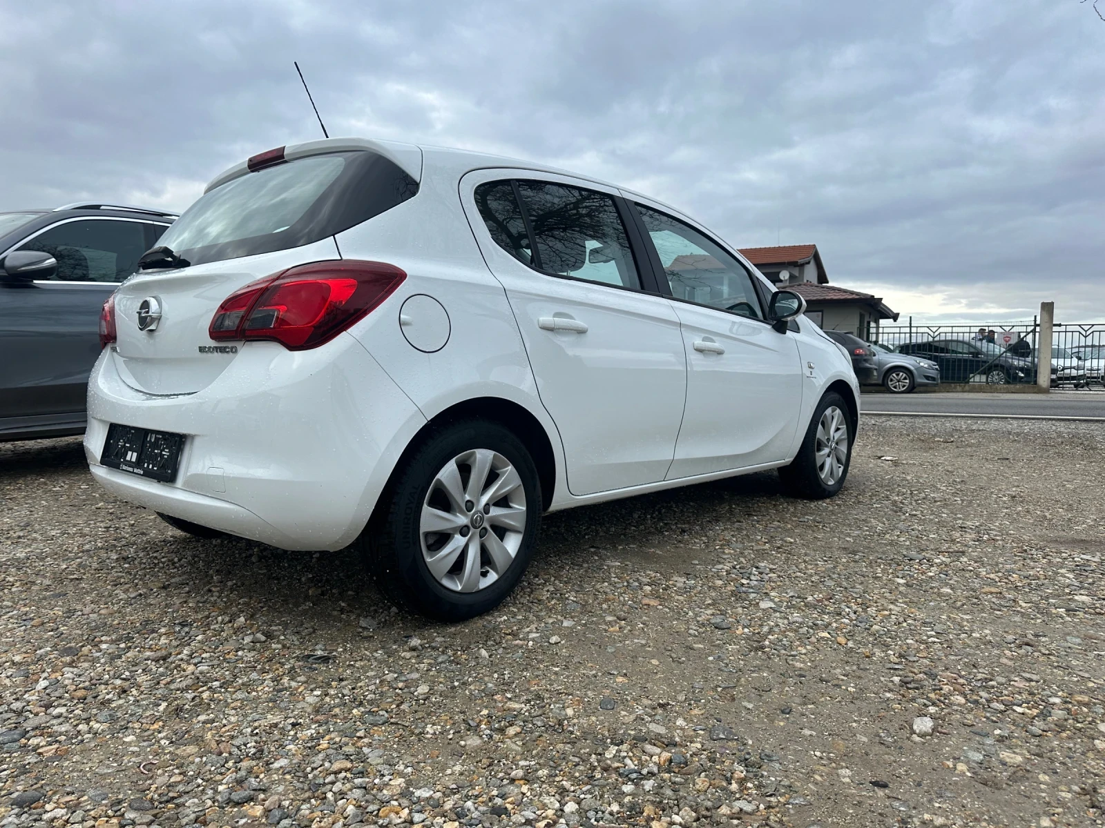 Opel Corsa  - изображение 4