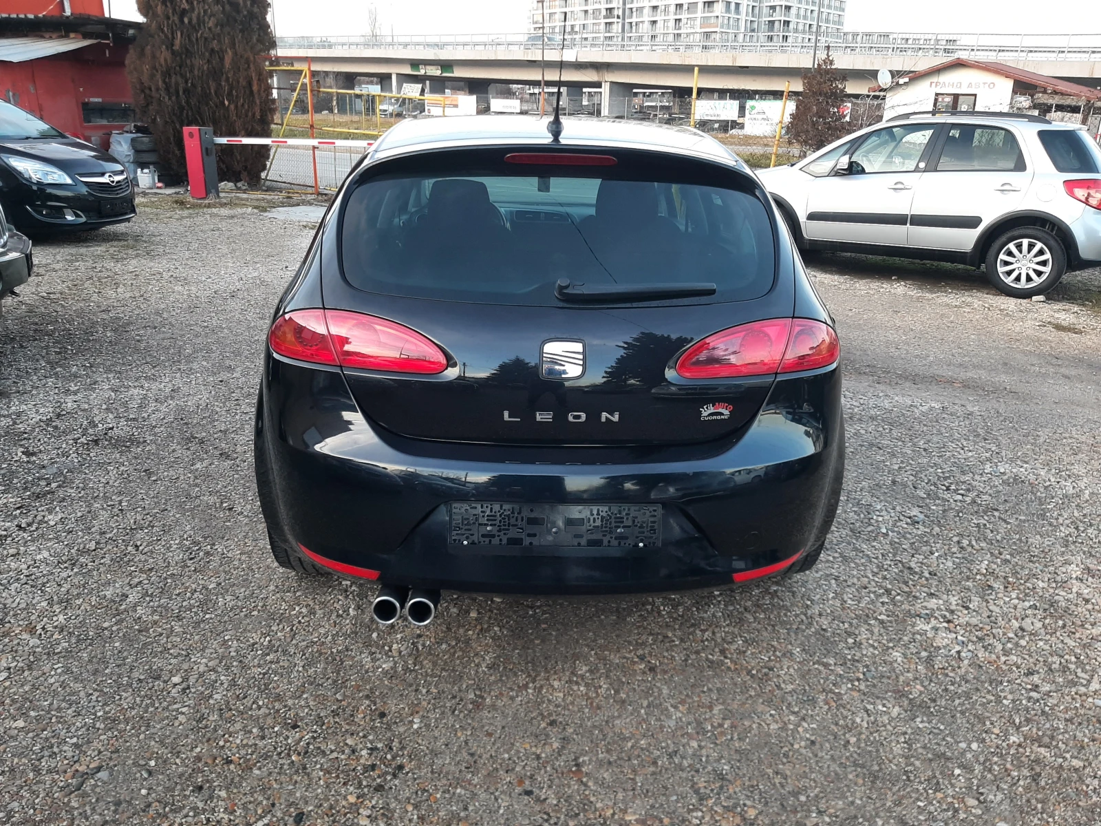 Seat Leon 1.6i - изображение 5