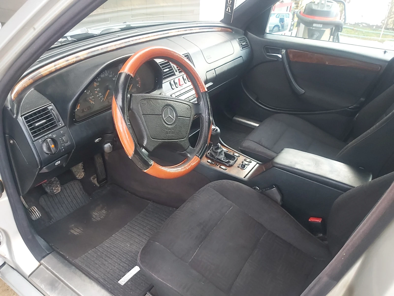 Mercedes-Benz C 220  - изображение 7