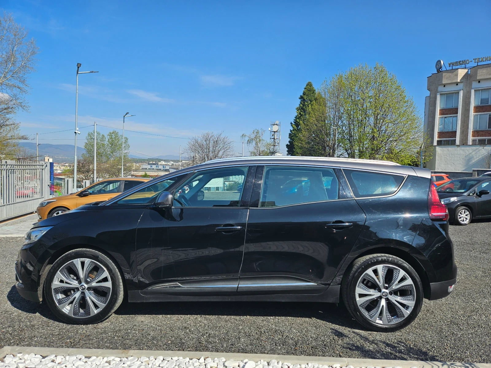 Renault Grand scenic 1.5DCI 6+ 1 - изображение 2