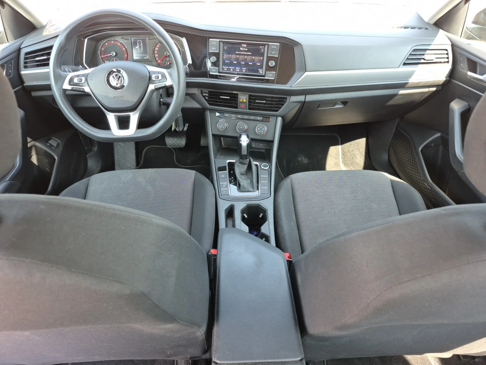 VW Jetta * Comfortline* * АВТОКРЕДИТ* * ЦЕНА ДО БЪЛГАРИЯ*  - изображение 10