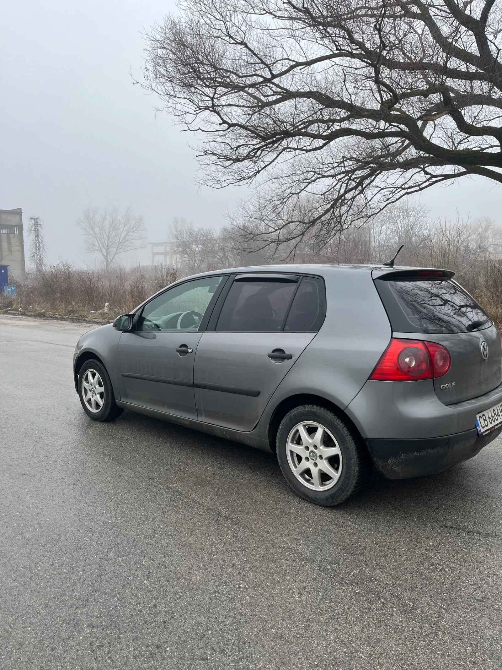 VW Golf 1.9 105кс-6скорости - изображение 4