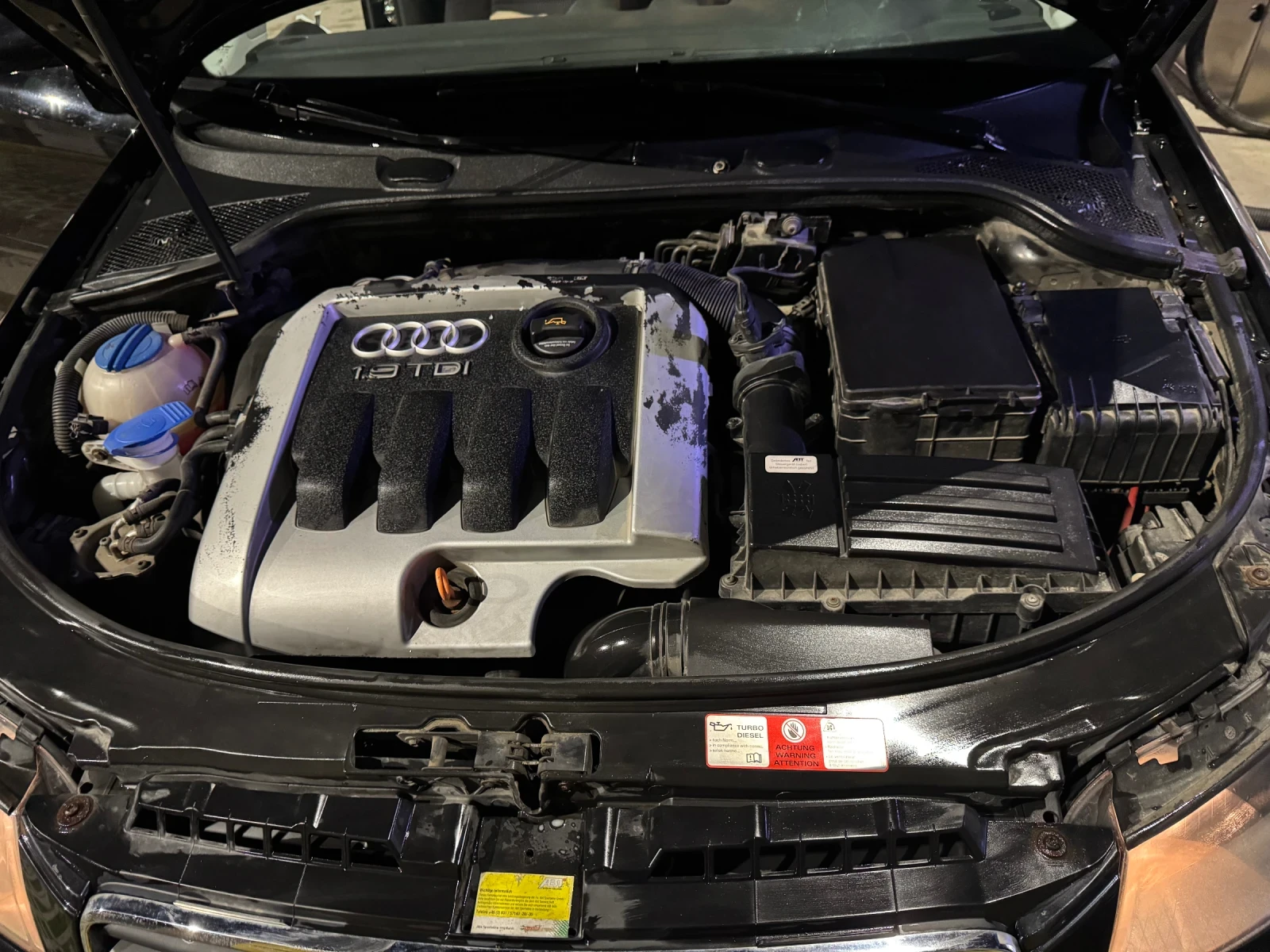 Audi A3 1.9 TDI, снимка 14 - Автомобили и джипове - 53759350