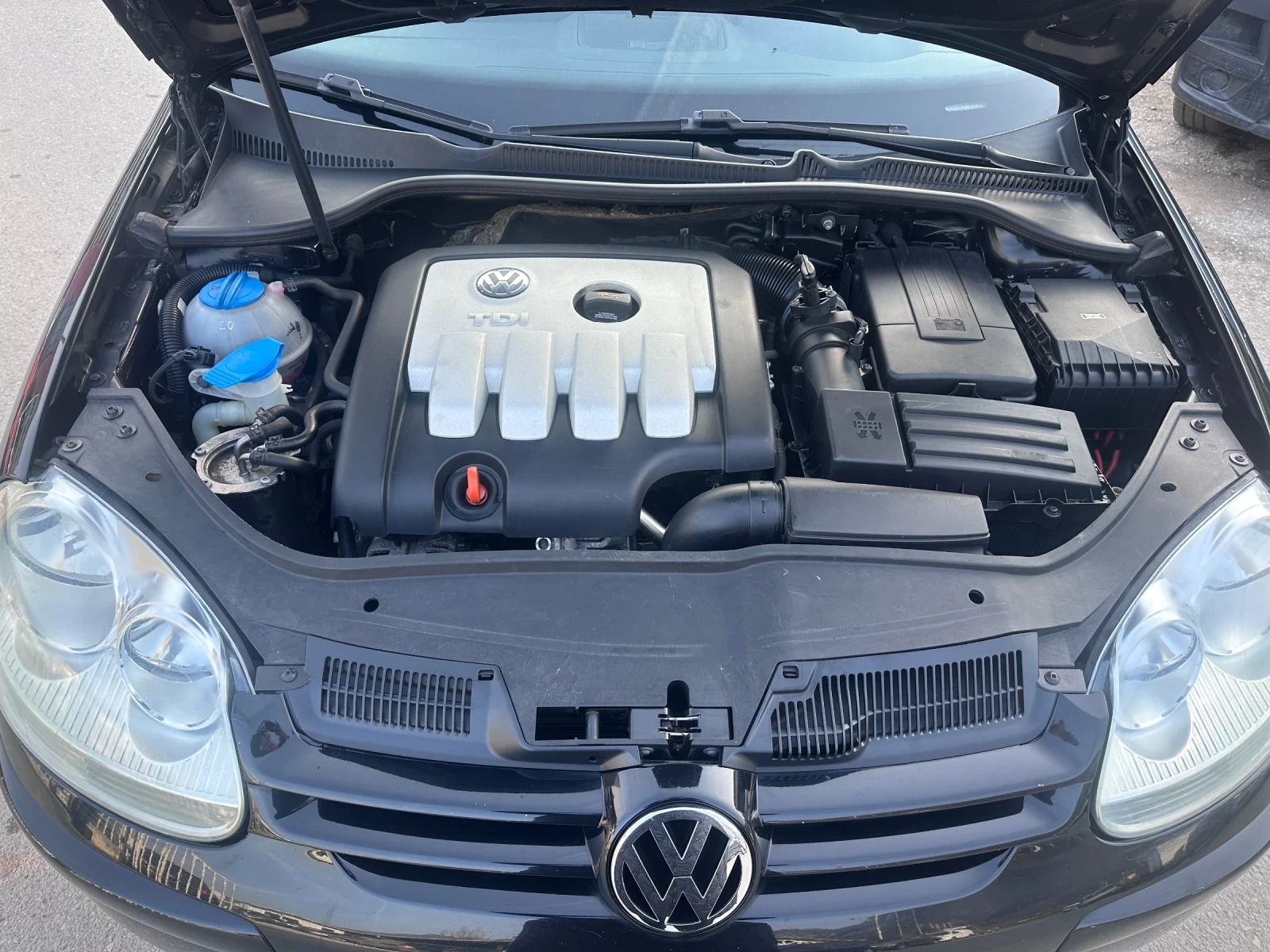 VW Golf 2.0TDI - КЛИМАТРОНИК, снимка 16 - Автомобили и джипове - 53868699