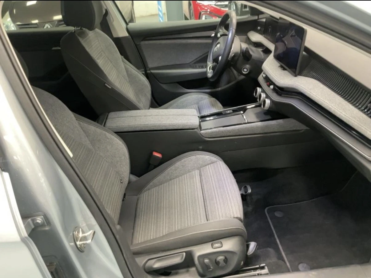 Skoda Superb 2.0TDI#SELECTION#DISTR#NAVI#CAMERA#ПОДГРЕВ, снимка 10 - Автомобили и джипове - 53990534