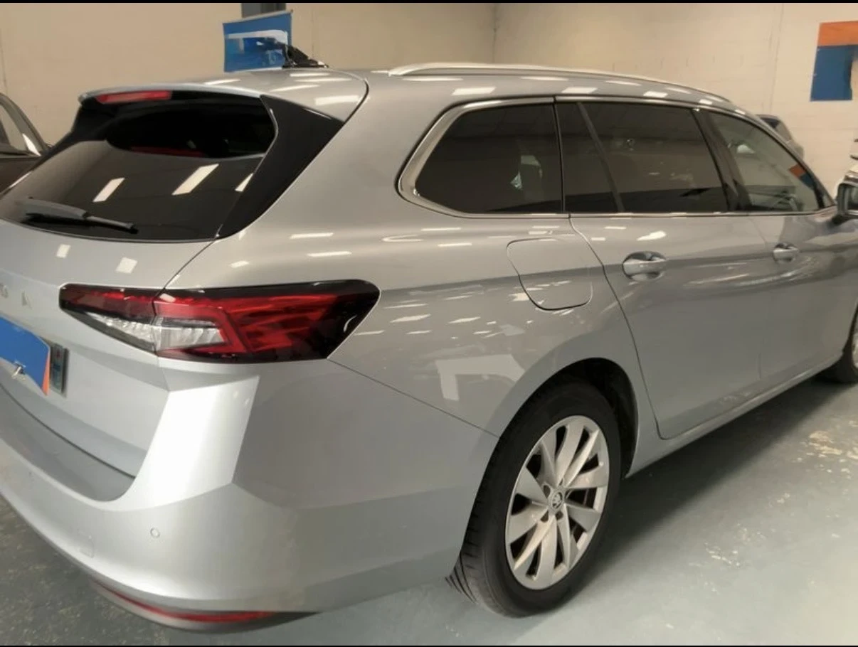 Skoda Superb 2.0TDI#SELECTION#DISTR#NAVI#CAMERA#ПОДГРЕВ, снимка 4 - Автомобили и джипове - 53990534