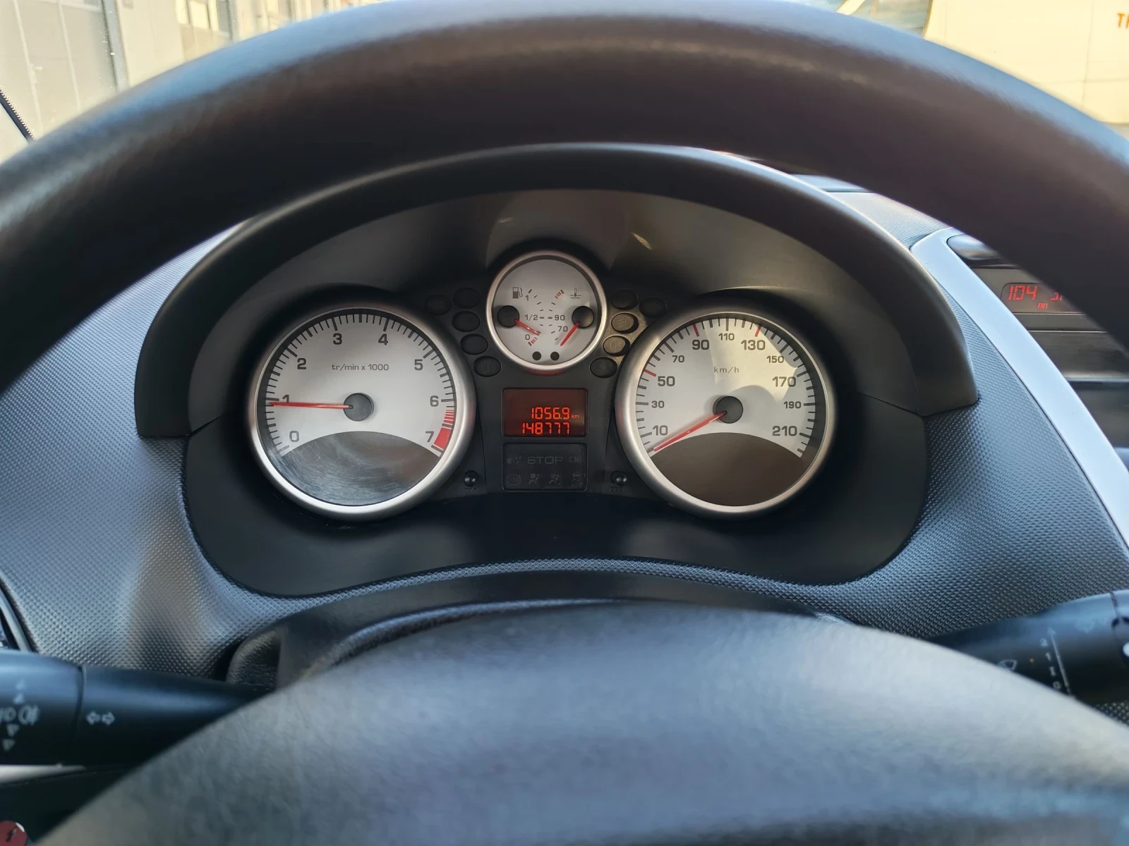 Peugeot 206 1.4 климатик, снимка 2 - Автомобили и джипове - 54740715