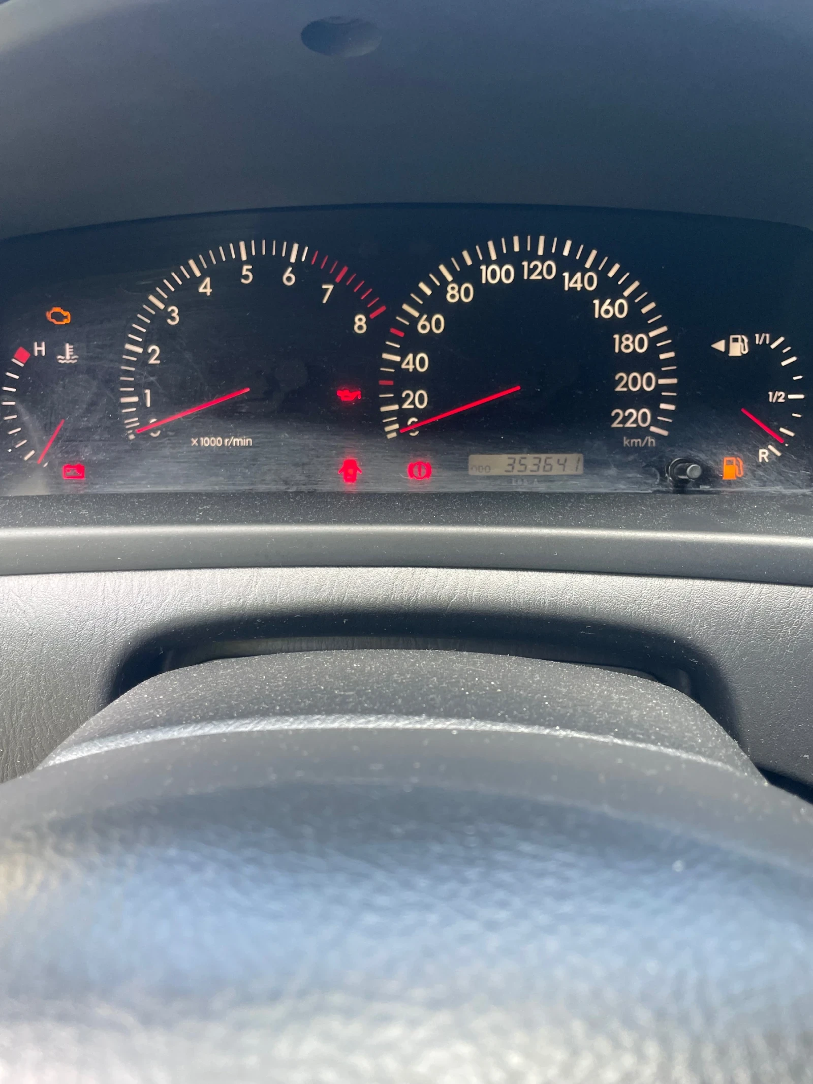 Toyota Corolla verso 1.6, снимка 11 - Автомобили и джипове - 54903051