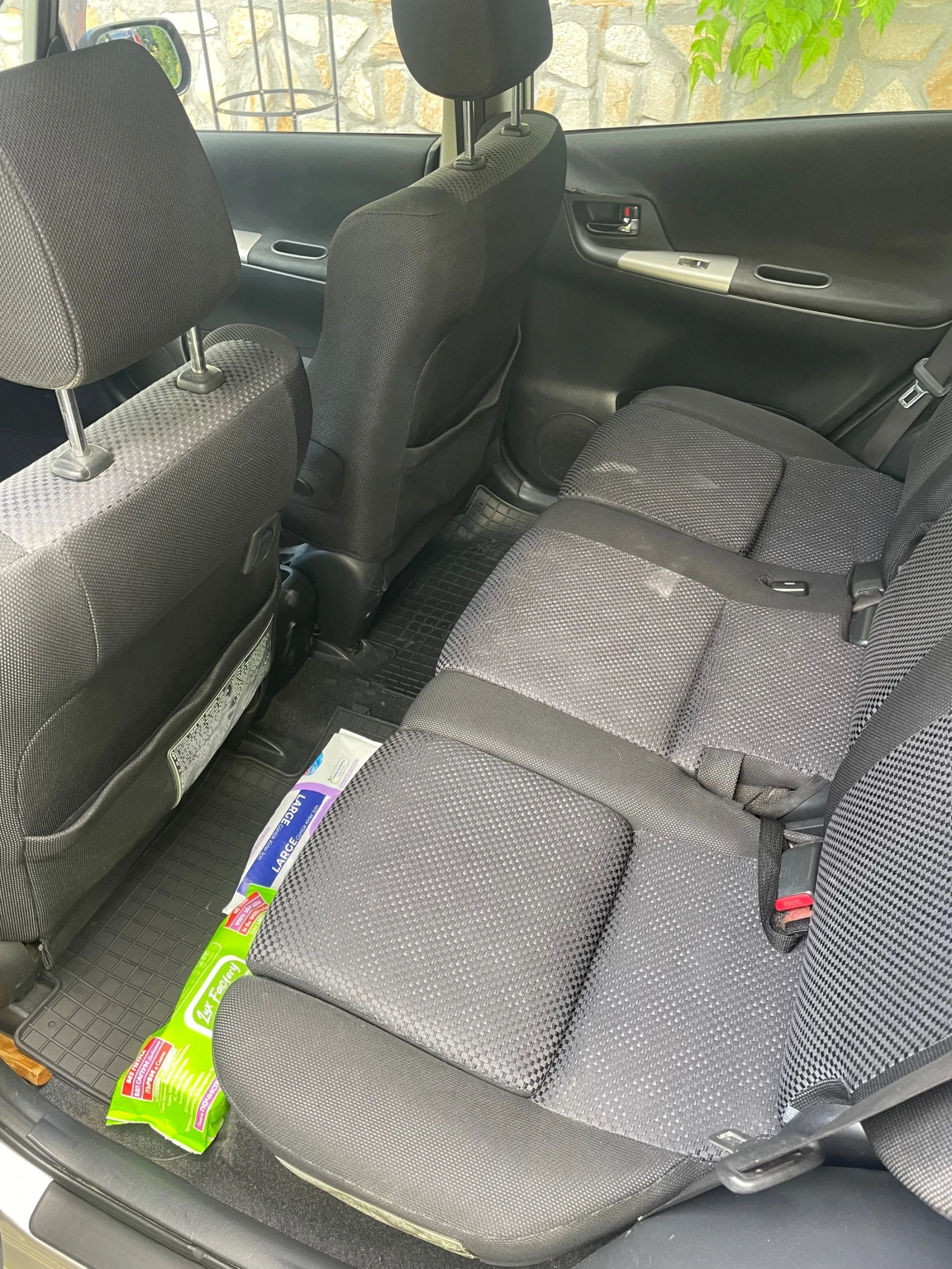 Toyota Corolla verso 1.6, снимка 6 - Автомобили и джипове - 54903051