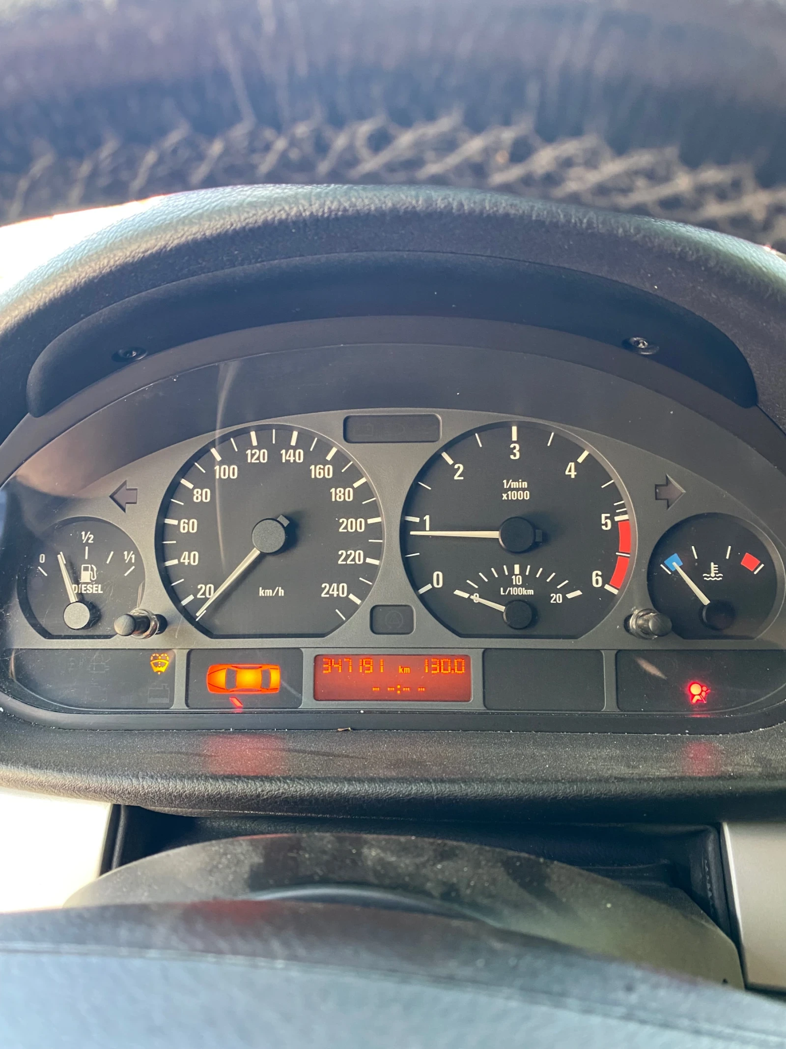 BMW 320, снимка 6 - Автомобили и джипове - 55431966