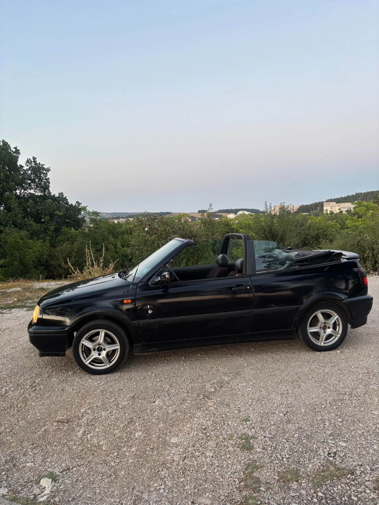 VW Golf 1.8, снимка 4 - Автомобили и джипове - 55630886