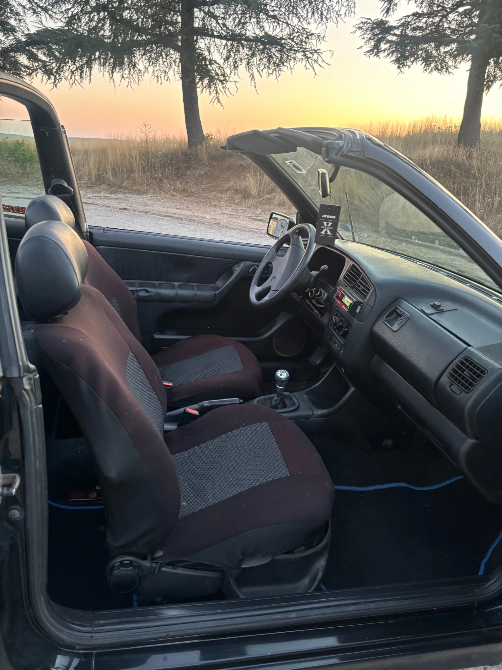 VW Golf 1.8, снимка 10 - Автомобили и джипове - 55630886
