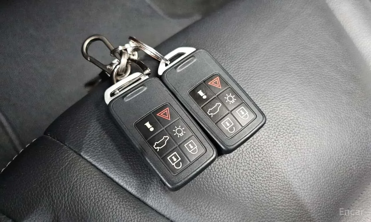 Volvo S60 D3| PANO| ПОДГРЕВИ| КАМЕРА| 2 КЛЮЧА| , снимка 17 - Автомобили и джипове - 56216925