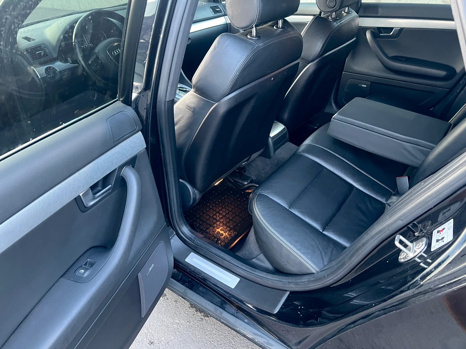 Audi A4 Б7 куатро, снимка 6 - Автомобили и джипове - 56443542