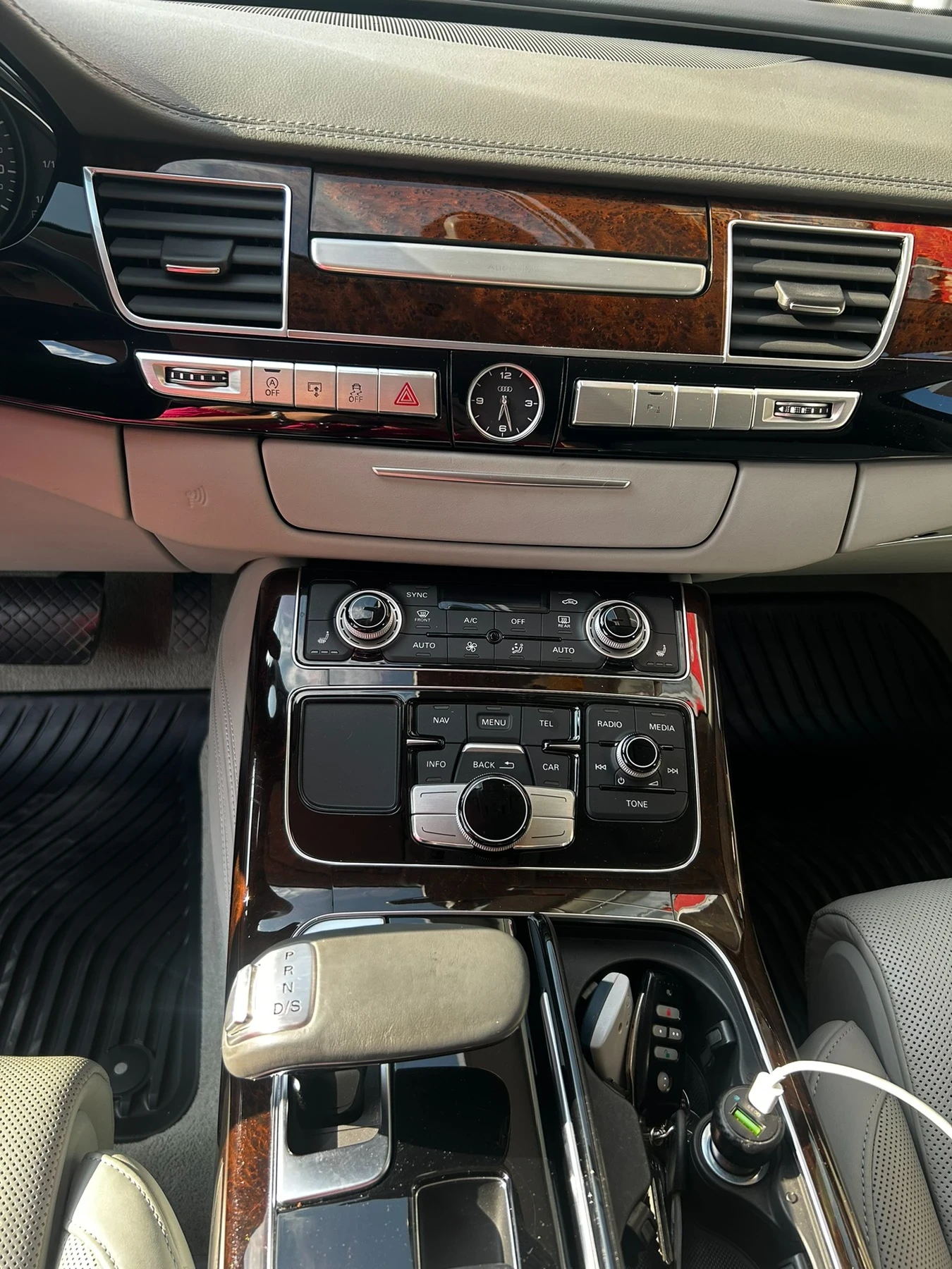 Audi A8 A8 matrix LED, снимка 6 - Автомобили и джипове - 56461284