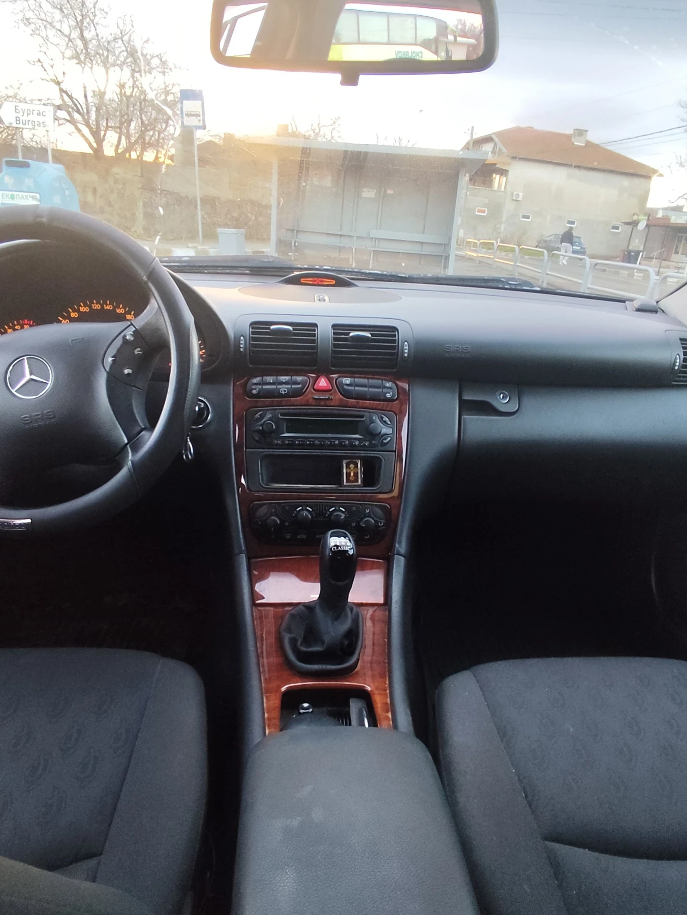 Mercedes-Benz C 220, снимка 11 - Автомобили и джипове - 56645197