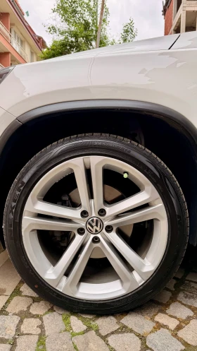 VW Tiguan 2.0 TDI R-Line/ DSG / DynAudio / DCC , снимка 16