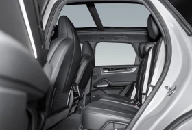 Porsche Cayenne TURBO E-HYBRID/FACELIFT/CARBON/SPORT DESIGN/BOSE/ | Mobile.bg    15