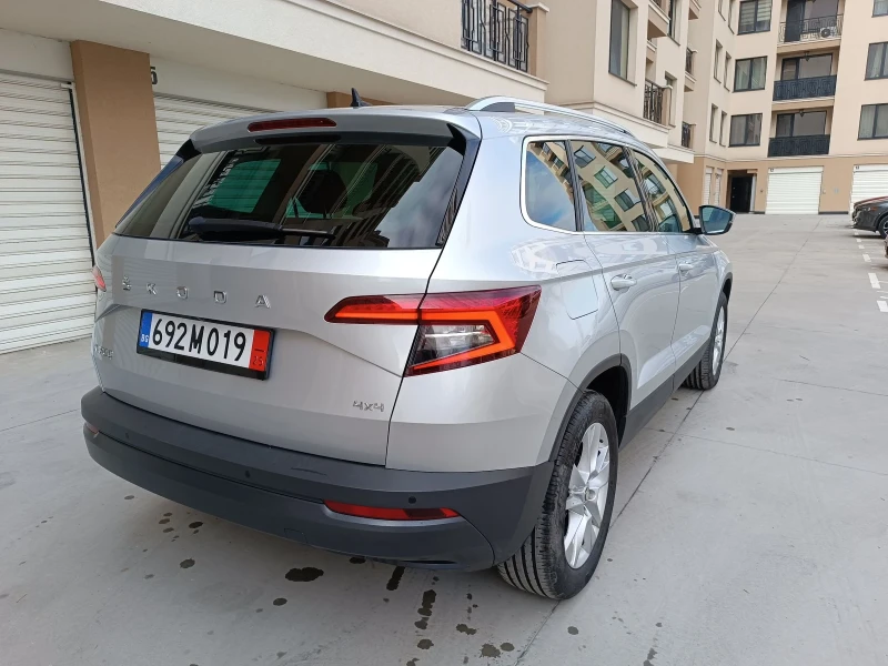 Skoda Karoq Digital, Matrix, Distronic, 4X4, Камера, Обслужен, снимка 3 - Автомобили и джипове - 48799427