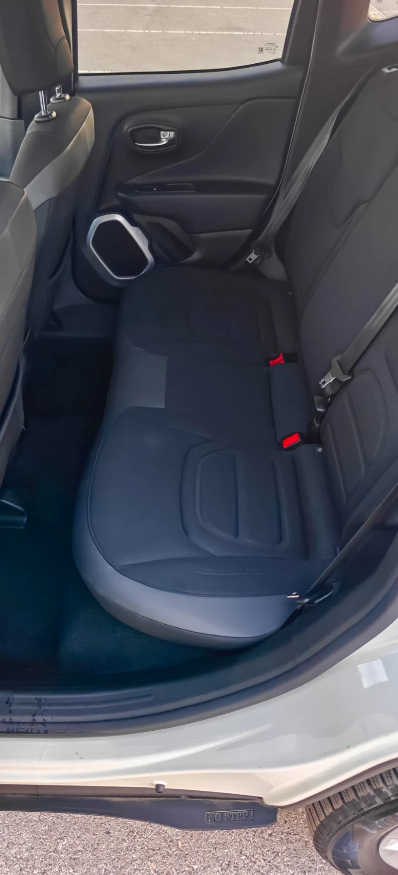 Jeep Renegade 2.0 M-jet Limited 4x4 , снимка 11 - Автомобили и джипове - 51827304