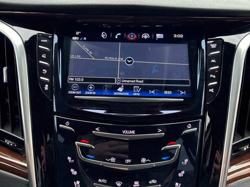 Cadillac Escalade * Luxury * CARFAX * БЕЗ ПЪРВОНАЧАЛНА ВНОСКА, снимка 9 - Автомобили и джипове - 52861683