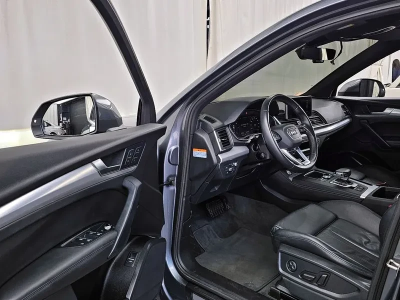 Audi Q5 2.0 TDI Quattro - САМО 30% АВАНС, снимка 10 - Автомобили и джипове - 56007913