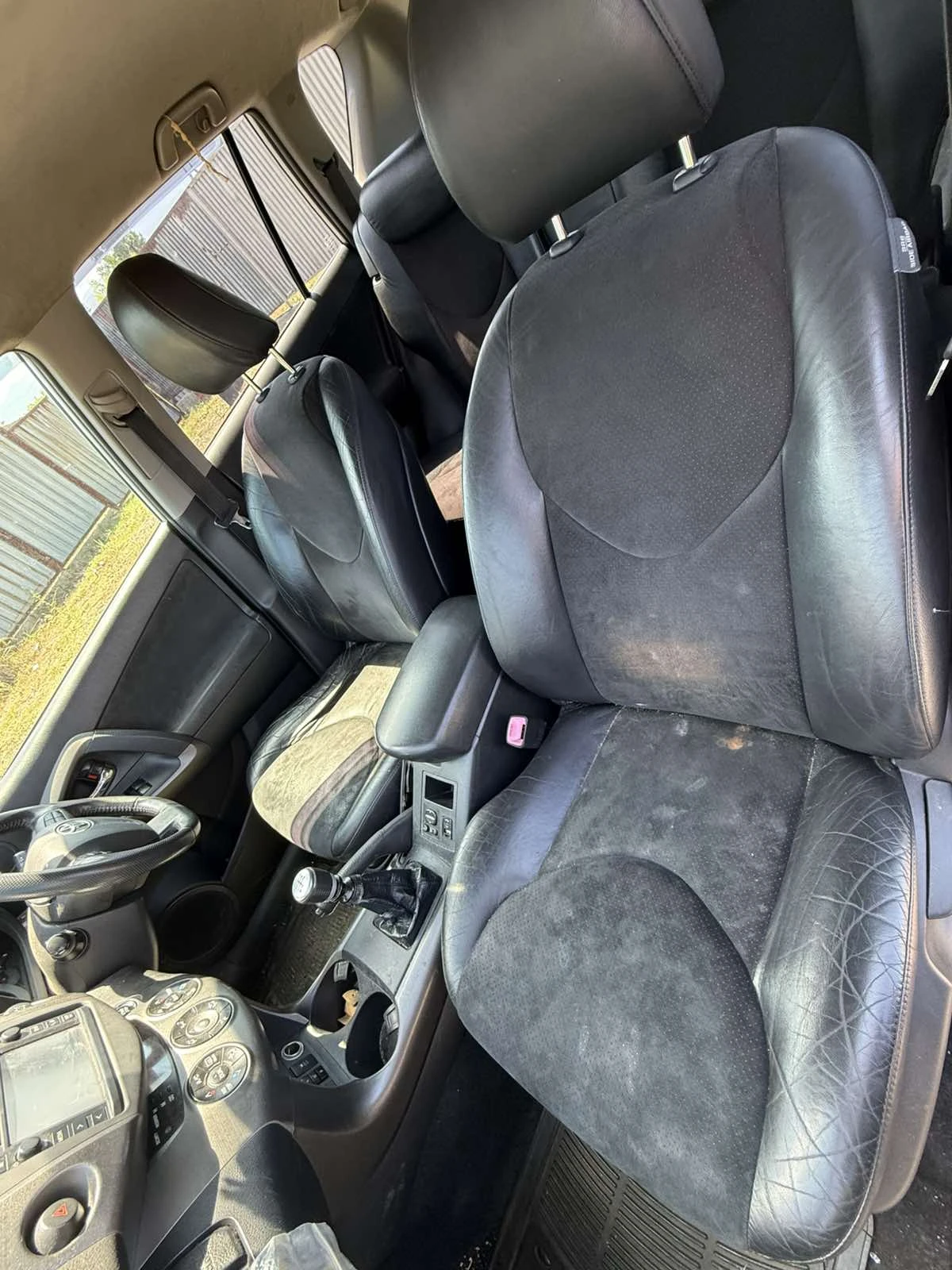 Toyota Rav4 НА ЧАСТИ 2. 2 D4D, 150 к. с. , 2012г, снимка 6 - Автомобили и джипове - 52982271