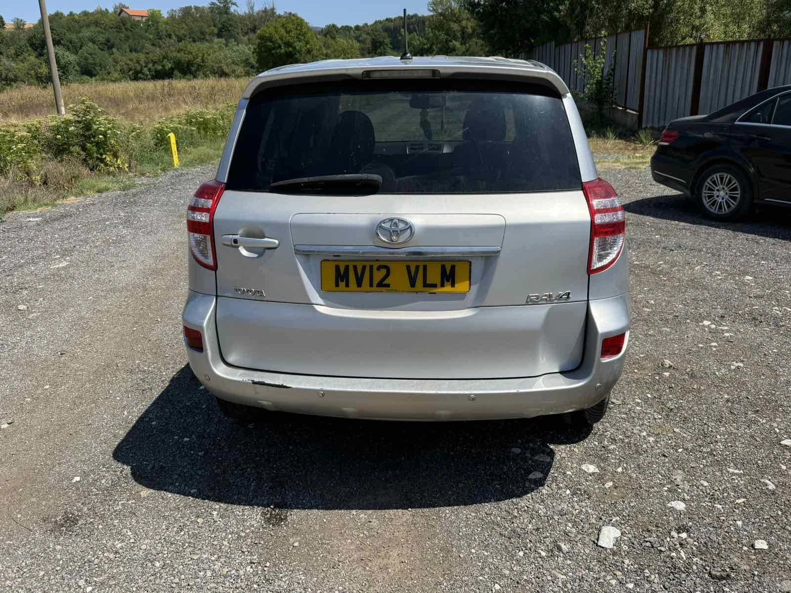 Toyota Rav4 НА ЧАСТИ 2. 2 D4D, 150 к. с. , 2012г, снимка 3 - Автомобили и джипове - 52982271