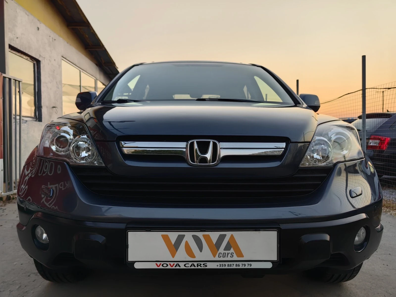 Honda Cr-v 2.0i-150к.с* Автомат* Кожа* Панорама* Подгрев* Пар - изображение 6