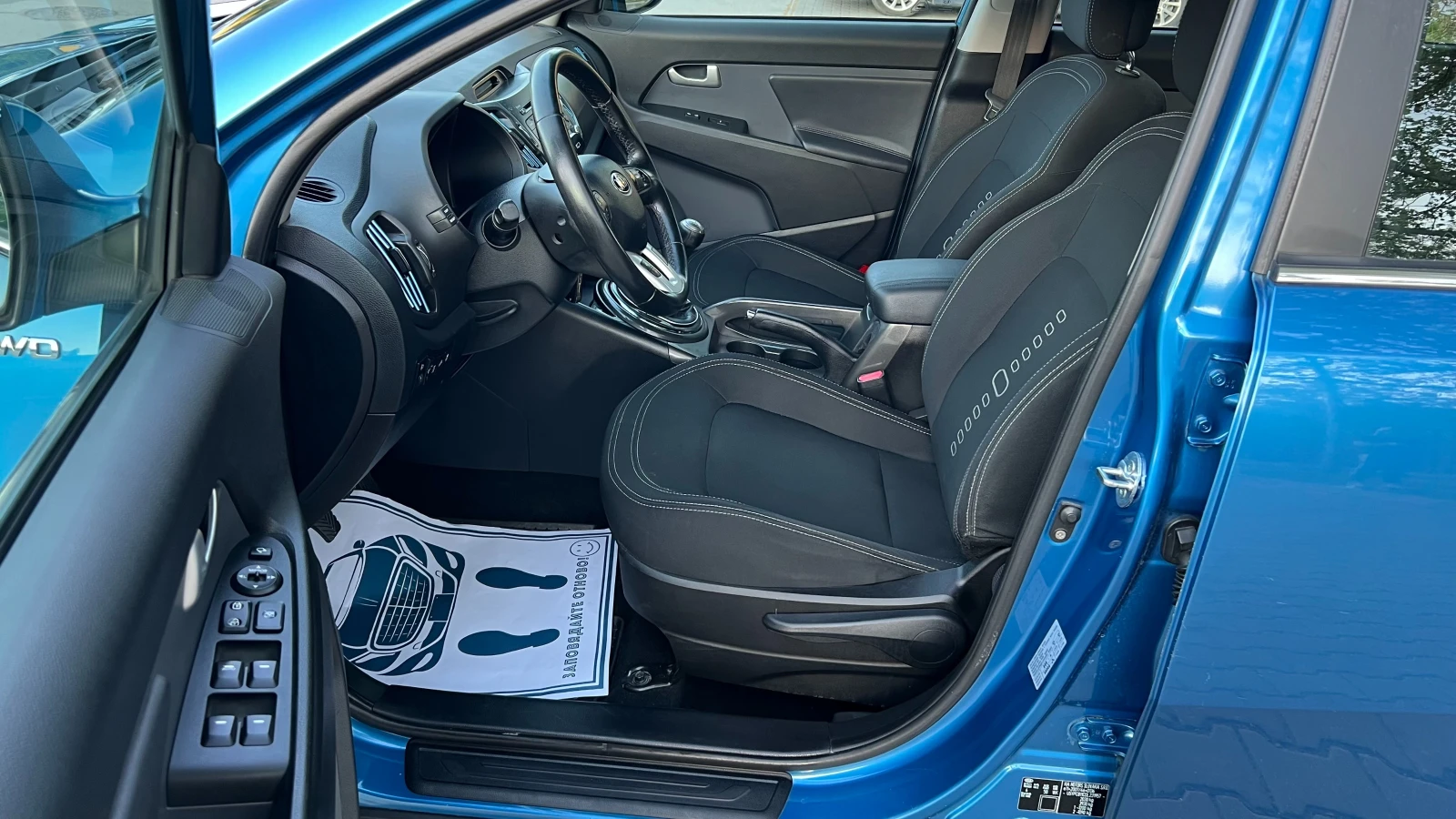 Kia Sportage 2.0i 4x4 - изображение 10