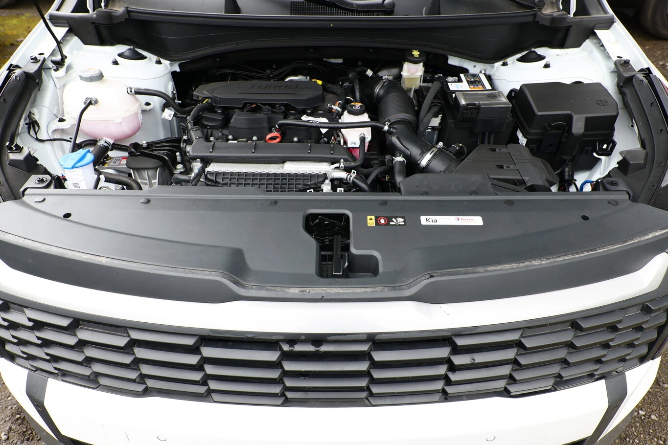 Kia Sportage, снимка 10 - Автомобили и джипове - 53765948