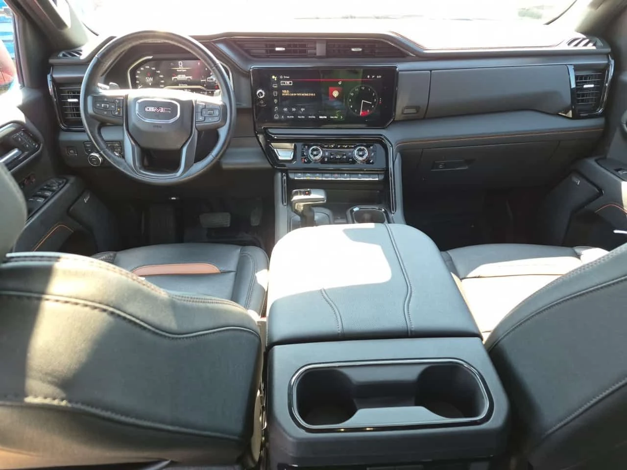 Gmc Sierra * AT4 CREW CAB SHORT BED * CARFAX * 2 КЛЮЧА * , снимка 10 - Автомобили и джипове - 54010119