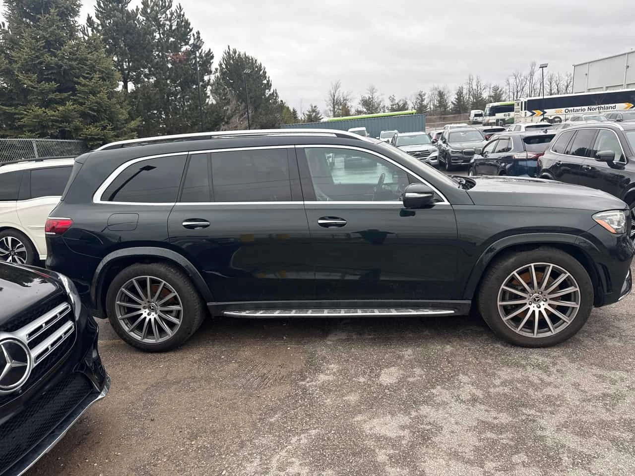 Mercedes-Benz GLS 450 ОБДУХВАНЕ * МАСАЖ * HEAD-UP * 360 * CARFAX, снимка 12 - Автомобили и джипове - 54094035