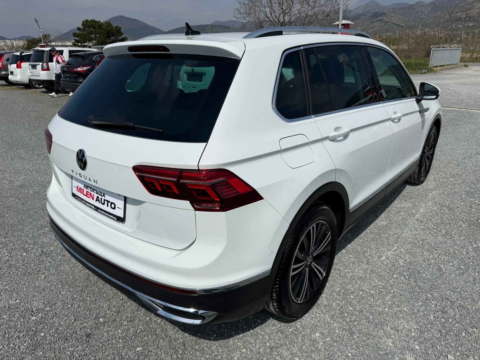 VW Tiguan (KATO НОВА), снимка 6 - Автомобили и джипове - 54254868