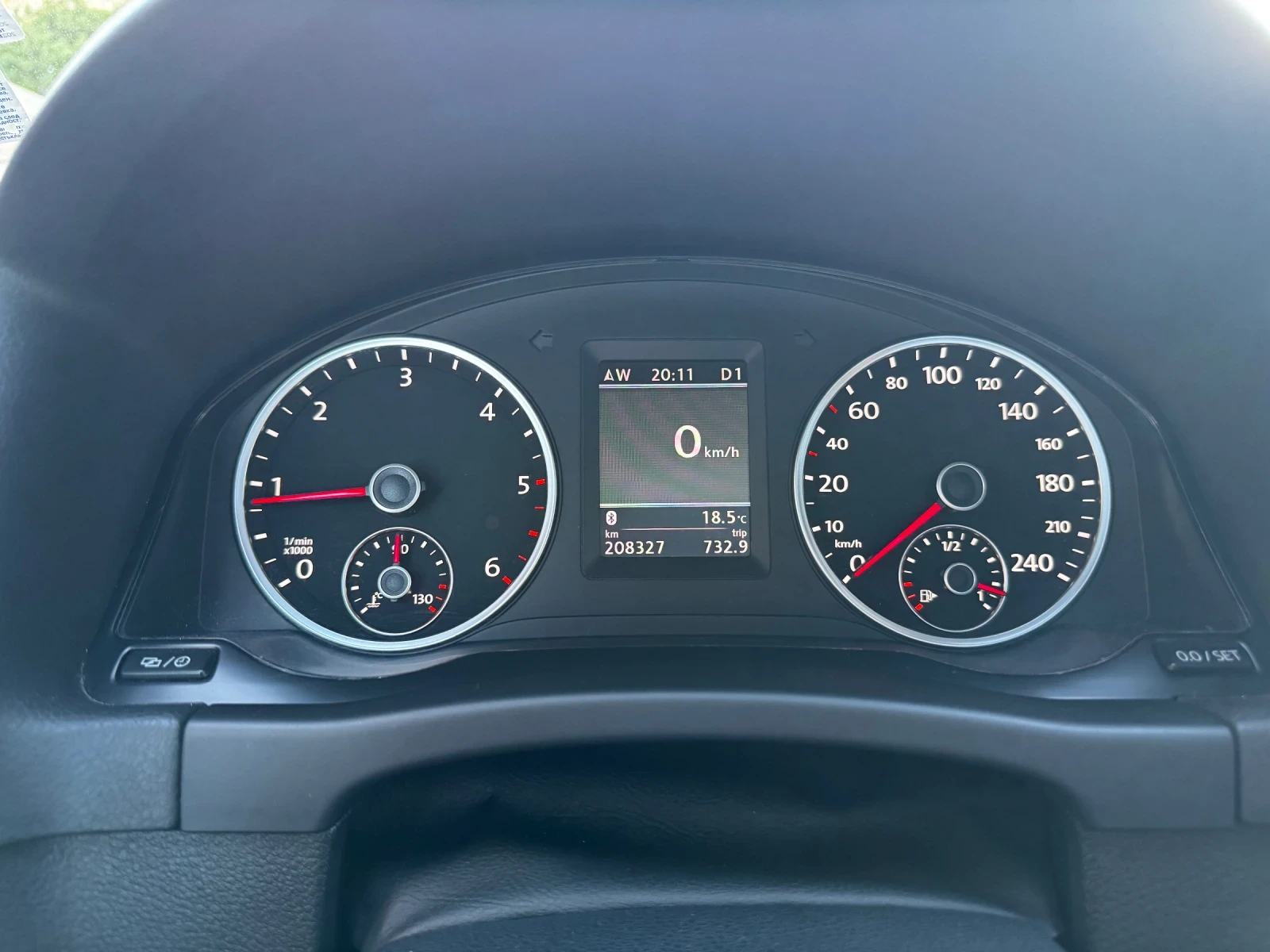 VW Tiguan 2.0 TDI R-Line/ DSG / DynAudio / DCC , снимка 15 - Автомобили и джипове - 54607727