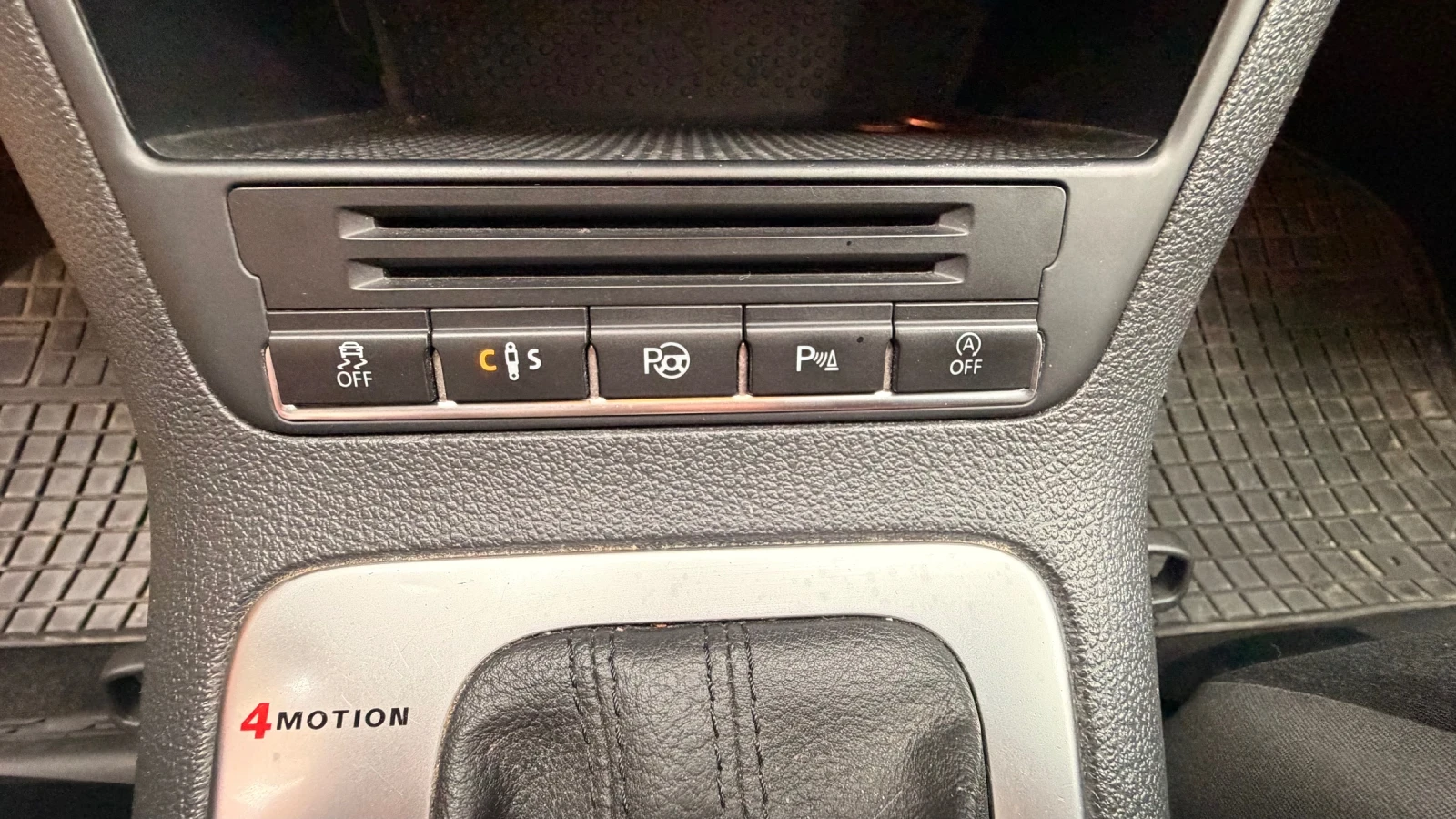 VW Tiguan 2.0 TDI R-Line/ DSG / DynAudio / DCC , снимка 13 - Автомобили и джипове - 54607727