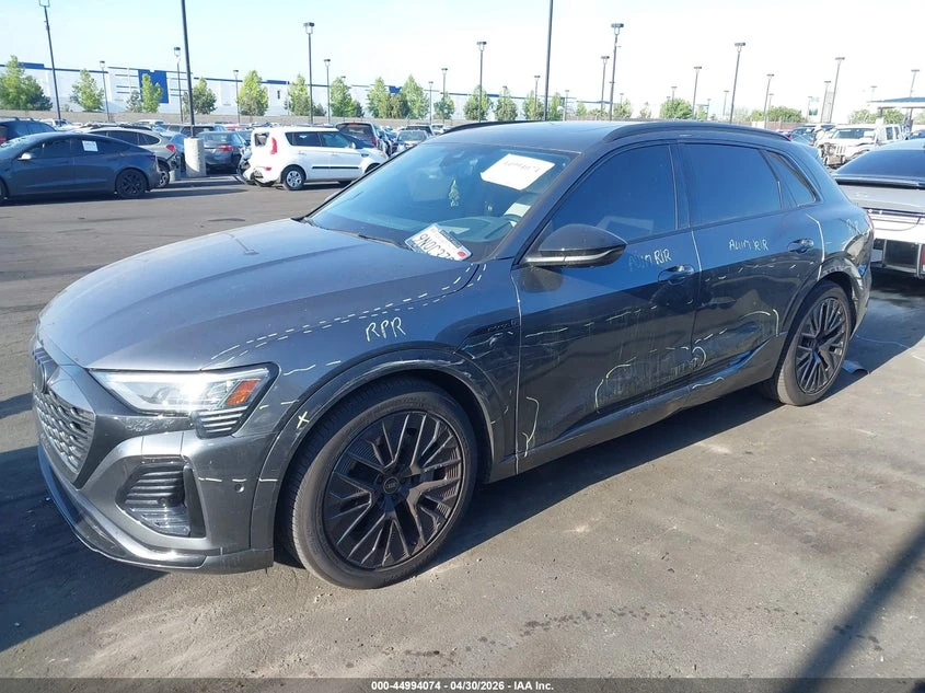 Audi Q8 E-Tron Prestige Quattro, снимка 6 - Автомобили и джипове - 54874938