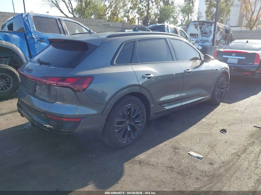 Audi Q8 E-Tron Prestige Quattro, снимка 4 - Автомобили и джипове - 54874938