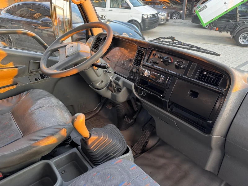 Mitsubishi Canter 2.8TDI до 3.5т. 4.27м. , снимка 13 - Бусове и автобуси - 48323147