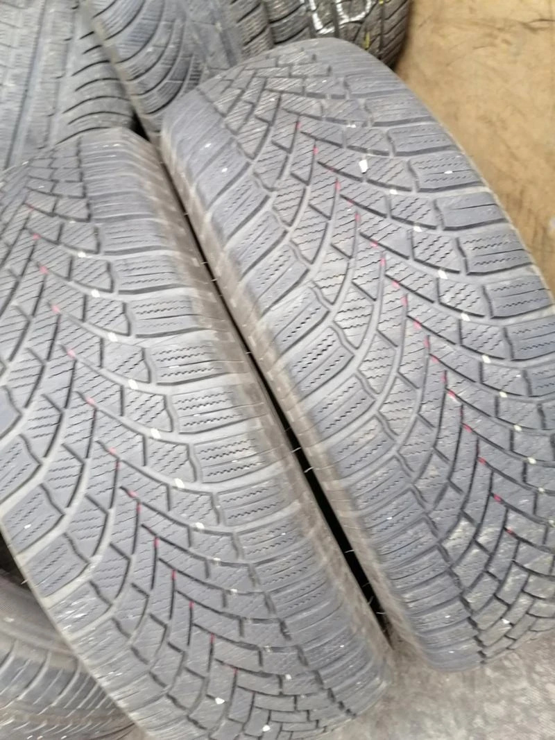 Гуми Зимни 215/70R16, снимка 2 - Гуми и джанти - 31638503